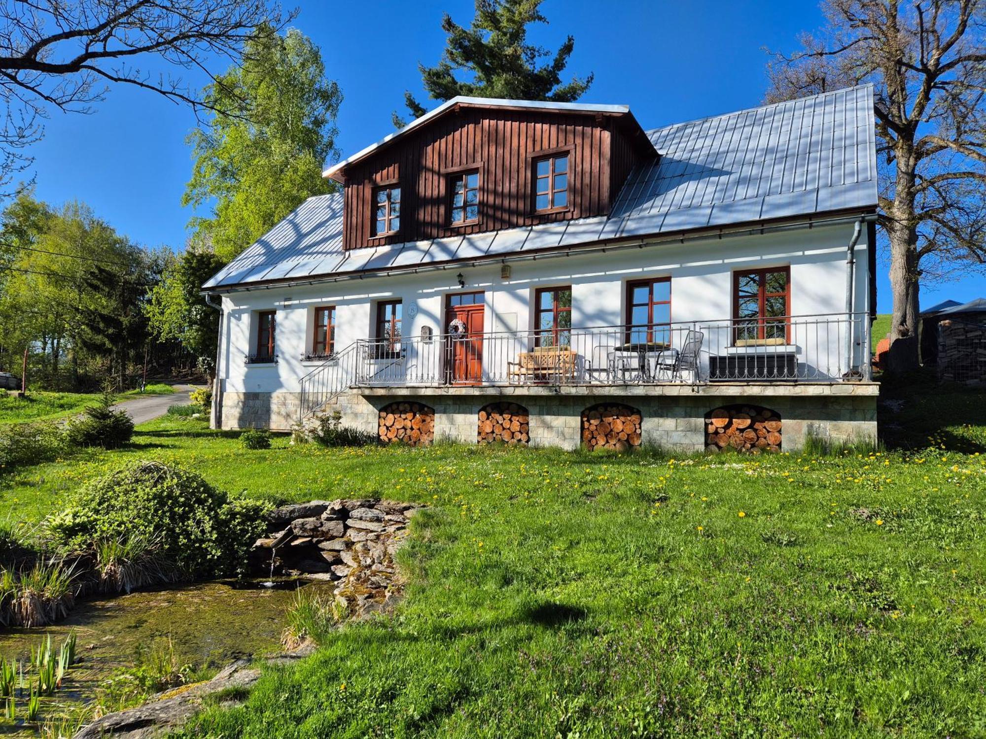 Knezice 25, Chalupa V Krkonosich Vrchlabí Exterior foto
